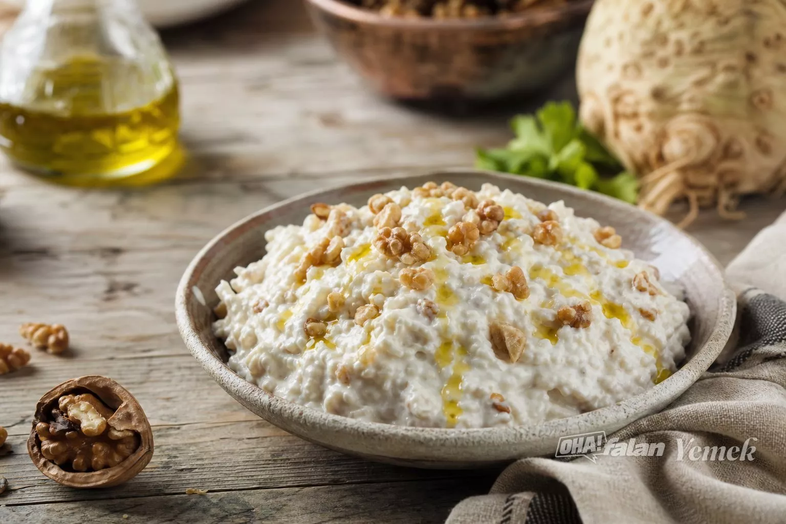 Kereviz Salatası